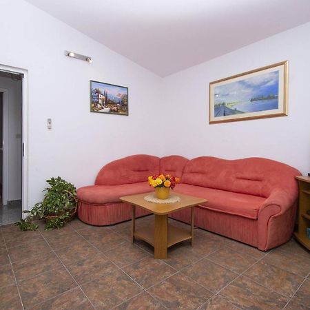 Apartment Meri Razanj With Sea View Екстер'єр фото