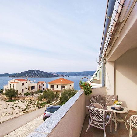 Apartment Meri Razanj With Sea View Екстер'єр фото