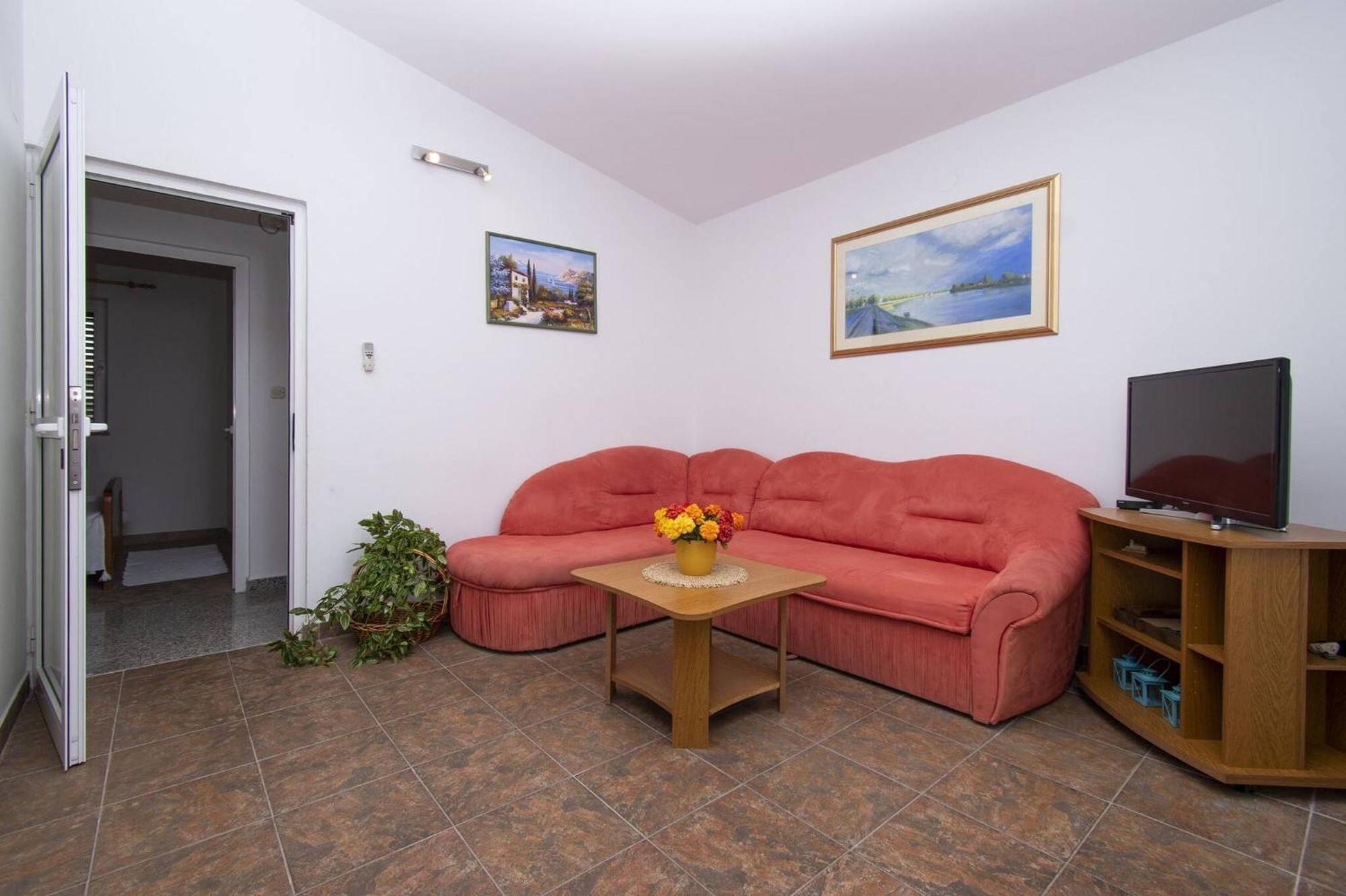 Apartment Meri Razanj With Sea View Екстер'єр фото