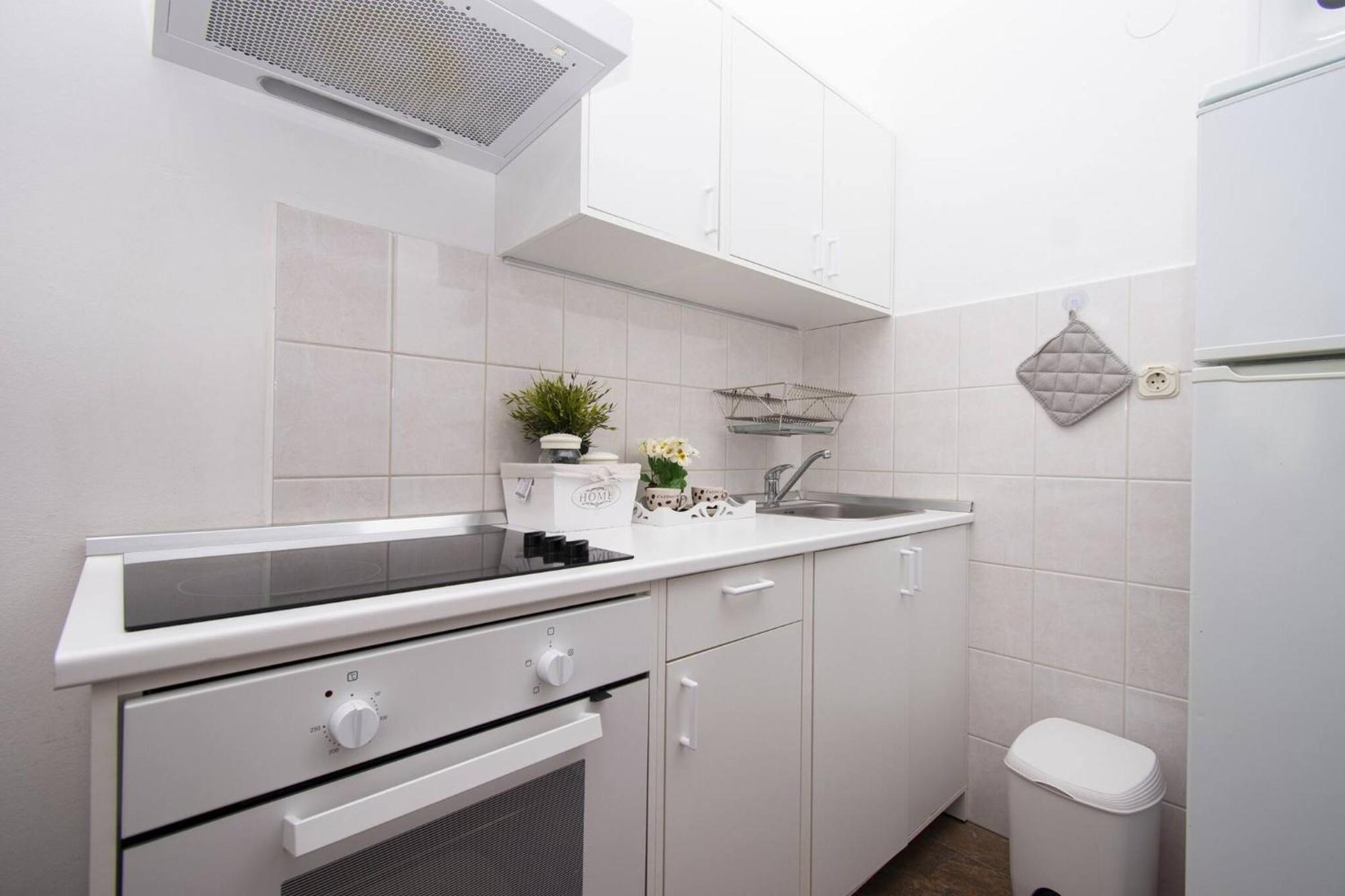 Apartment Meri Razanj With Sea View Екстер'єр фото